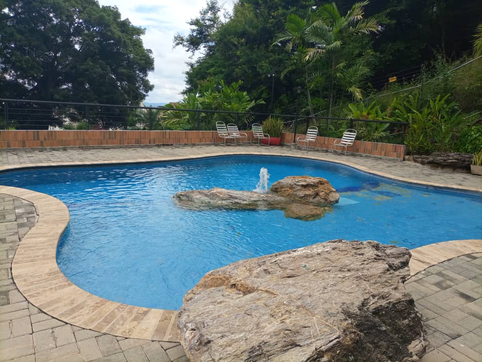 Res. Lomas Alto. Urb. Lomas Del Este Valencia